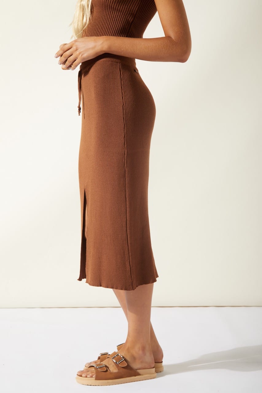 MARRON