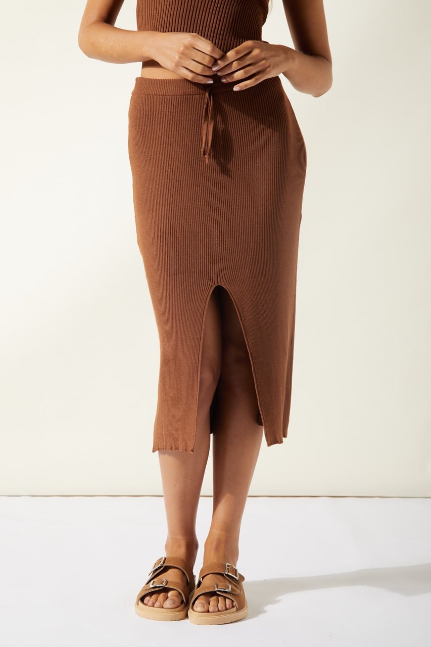 MARRON