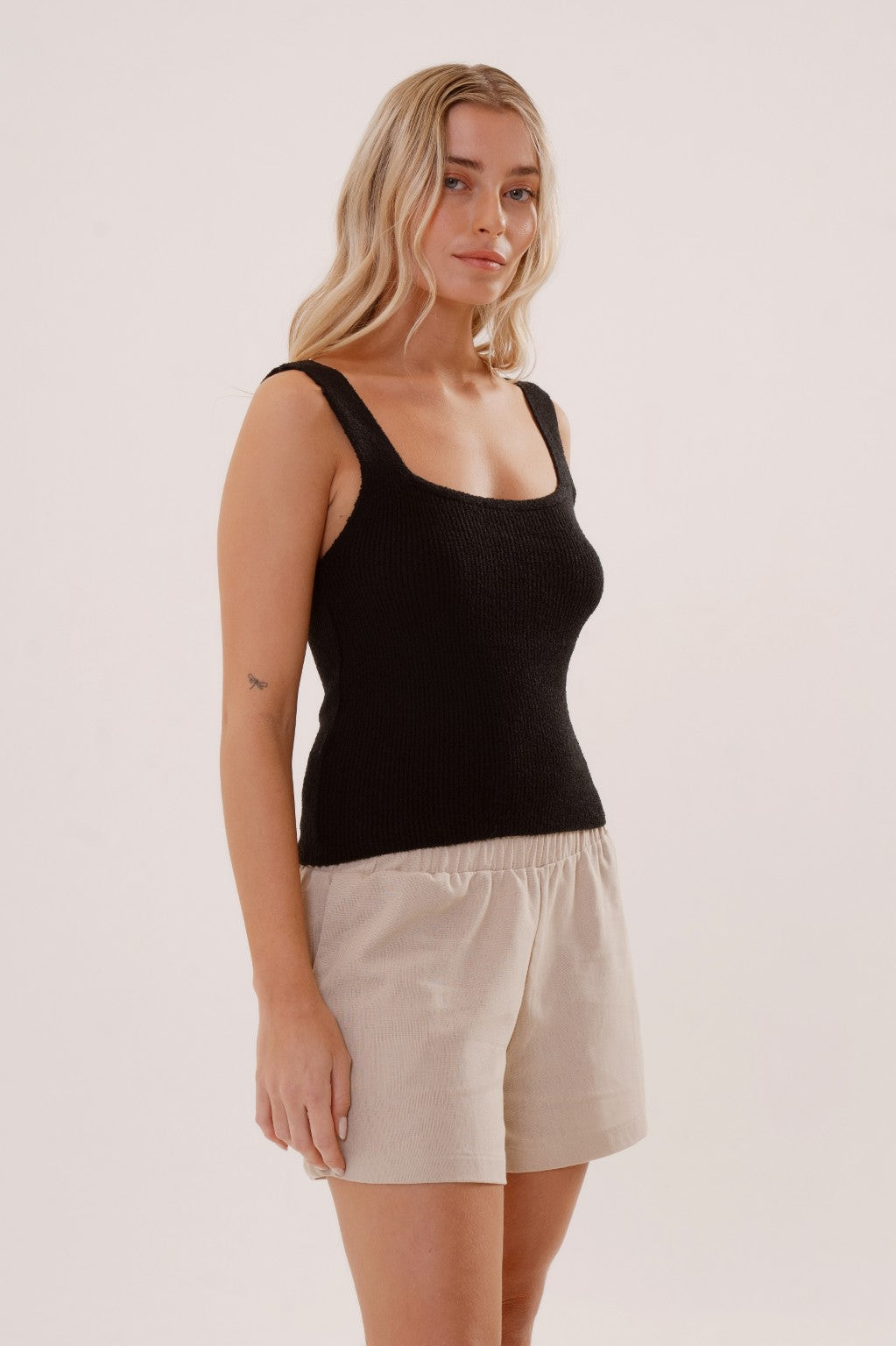 Musculosa Furore tejida